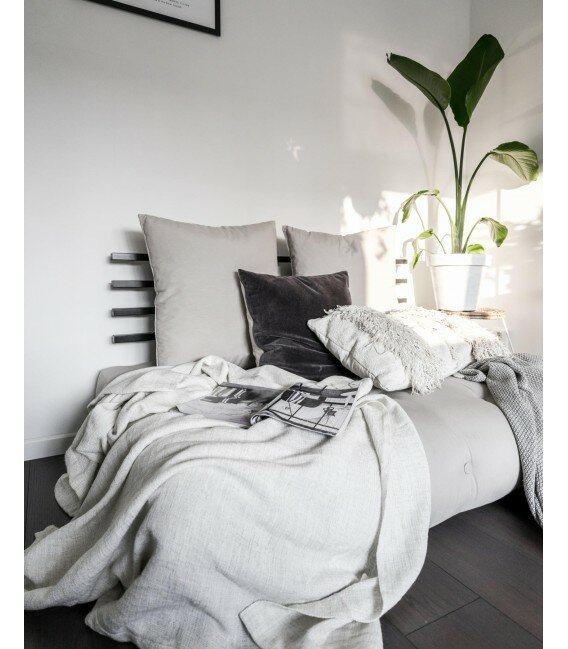 Shin Sano noir futon grey 746